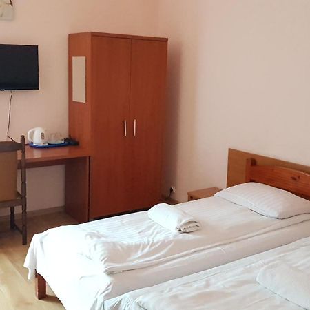 Hotel Haga Ζεστοκόβα Εξωτερικό φωτογραφία