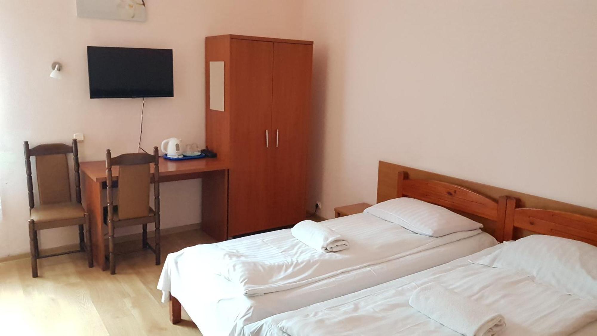 Hotel Haga Ζεστοκόβα Εξωτερικό φωτογραφία