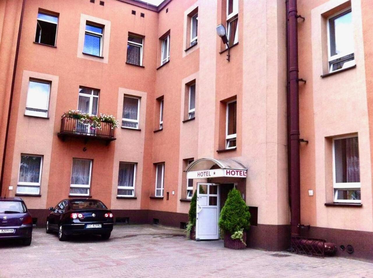 Hotel Haga Ζεστοκόβα Εξωτερικό φωτογραφία